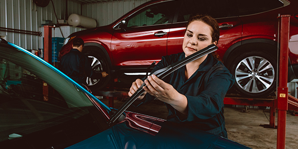 Beam vs. Conventional Wiper Blades: Which is Better?